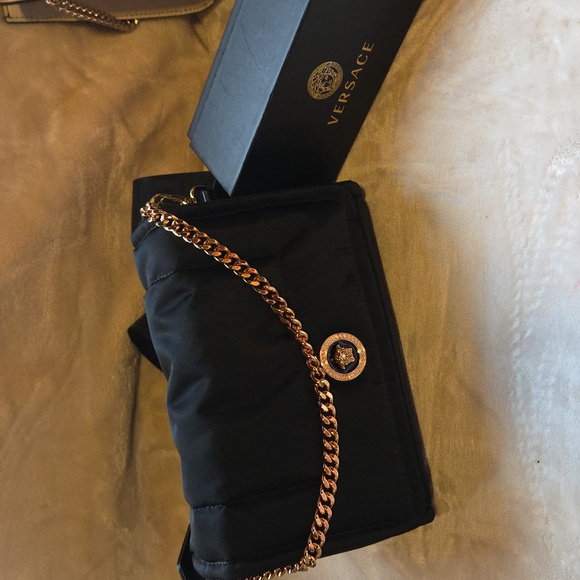 Versace La Medusa Black Crossbody Bag with Gold Chain - Picture 2 of 7